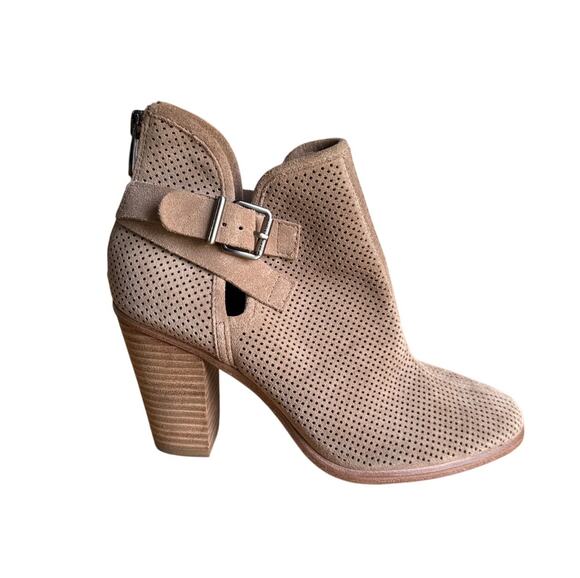 Vince Camuto Shoes - VINCE CAMUTO Perforated Tan Ankle Bootie sz 8.5/39